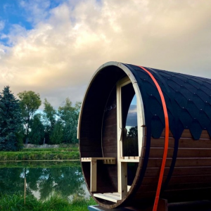 mobile-sauna-zwei-meter-mit-anhaenger-abholbereit-